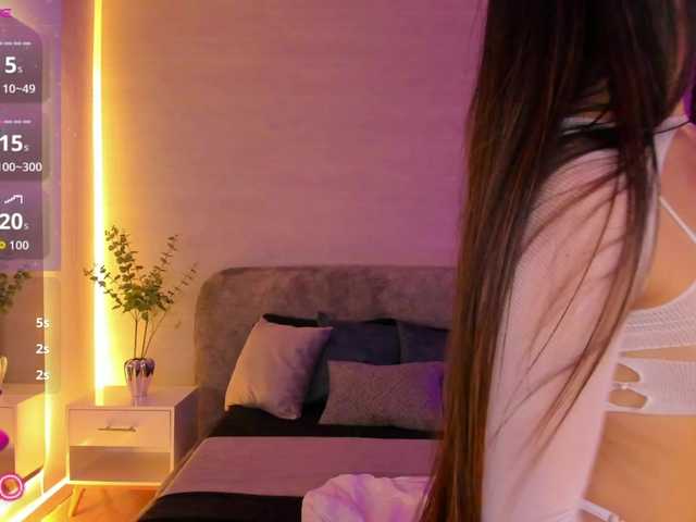Nathaly-Blaze live cam on BongaCams