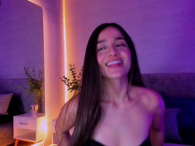 Nathaly-Blaze live cam on BongaCams