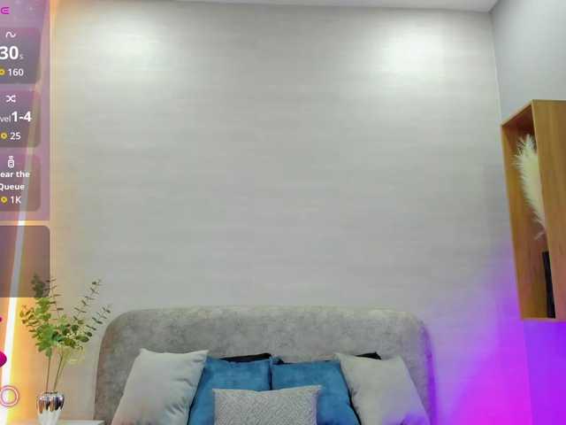 Nathaly-Blaze live cam on BongaCams