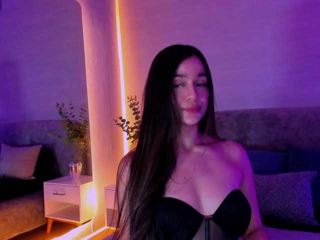 Nathaly-Blaze live cam on BongaCams