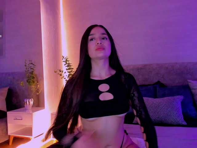 Nathaly-Blaze live cam on BongaCams