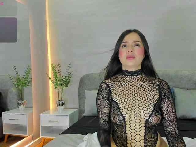 Nathaly-Blaze webcam