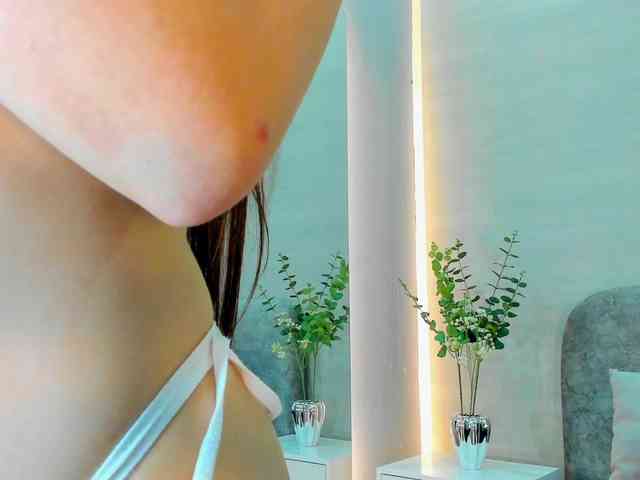 Nathaly-Blaze webcam