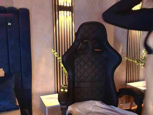 Nathaly-Blaze webcam