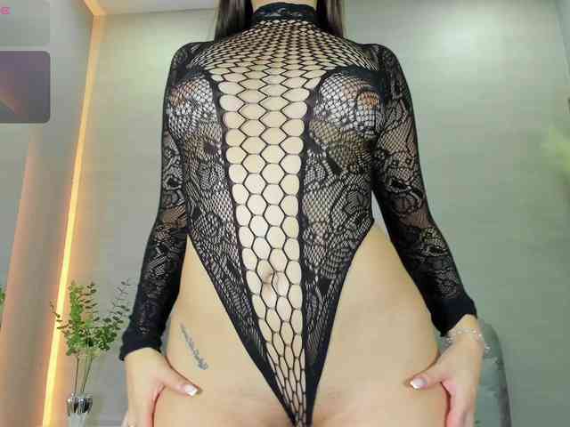 Nathaly-Blaze webcam