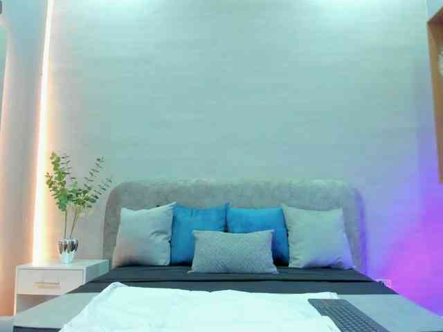 Nathaly-Blaze webcam