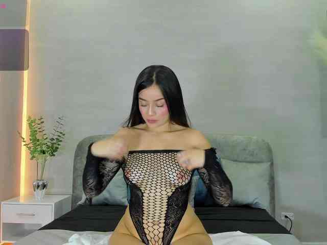 Nathaly-Blaze webcam