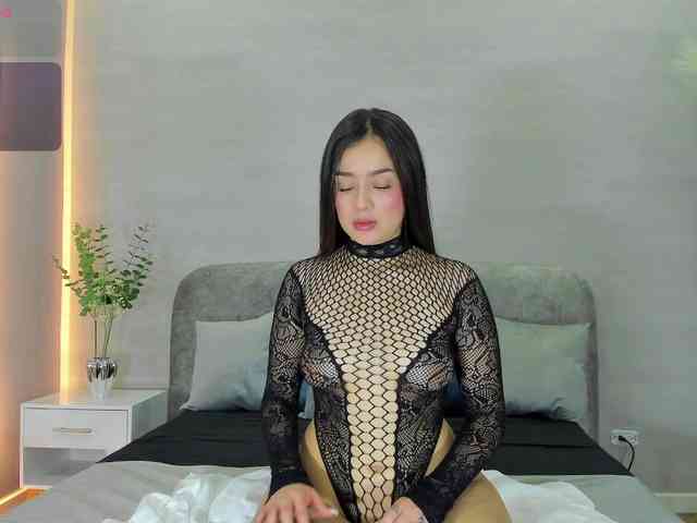 Nathaly-Blaze Nathaly-Blaze
