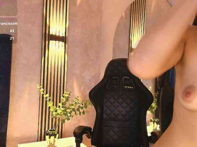 Nathaly-Blaze webcam