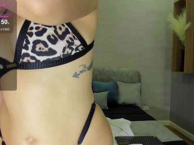 Nathaly-Blaze webcam
