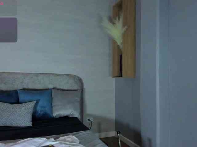 Nathaly-Blaze webcam