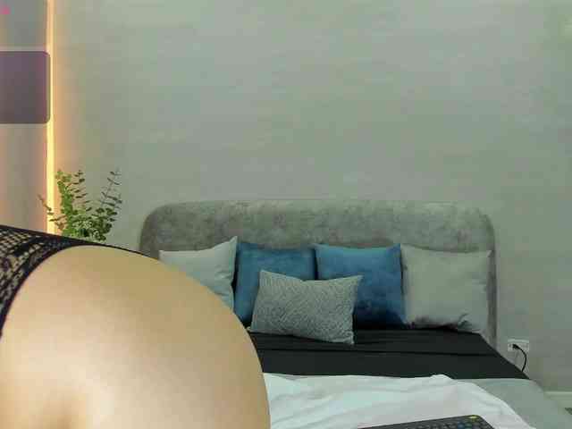 Nathaly-Blaze Nathaly-Blaze