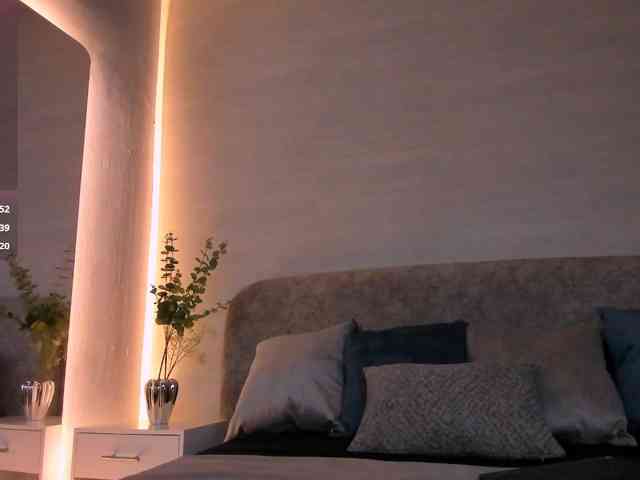 Nathaly-Blaze webcam
