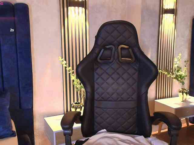 Nathaly-Blaze webcam