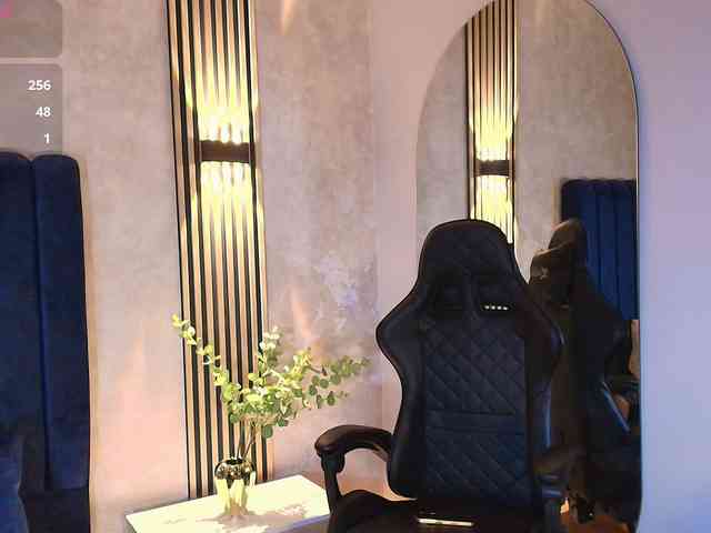 Nathaly-Blaze webcam