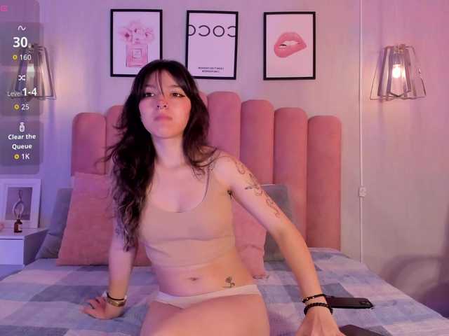 emmasky live cam on BongaCams