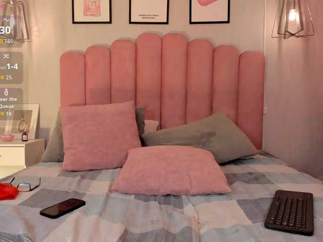 emmasky live cam on BongaCams