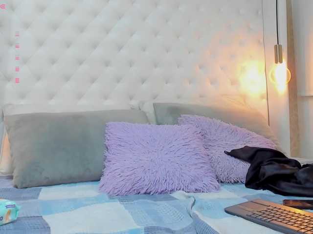 emmasky live cam on BongaCams