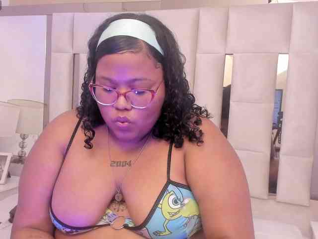 AlyssaGregory webcam