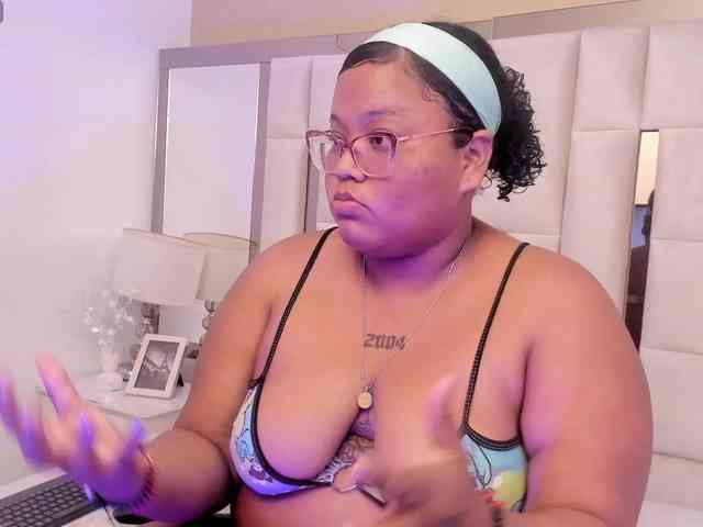 AlyssaGregory webcam