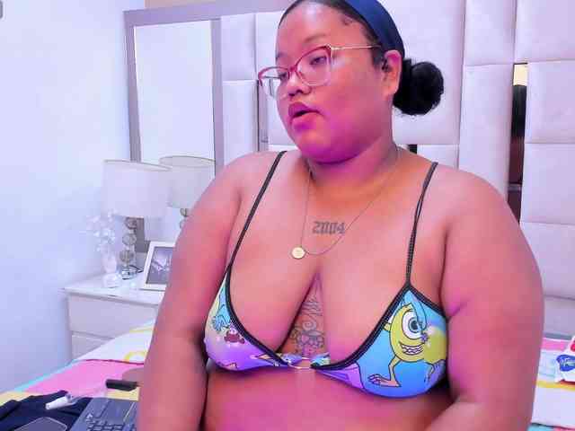 AlyssaGregory webcam