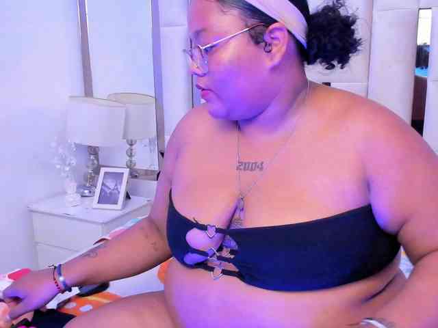 AlyssaGregory webcam