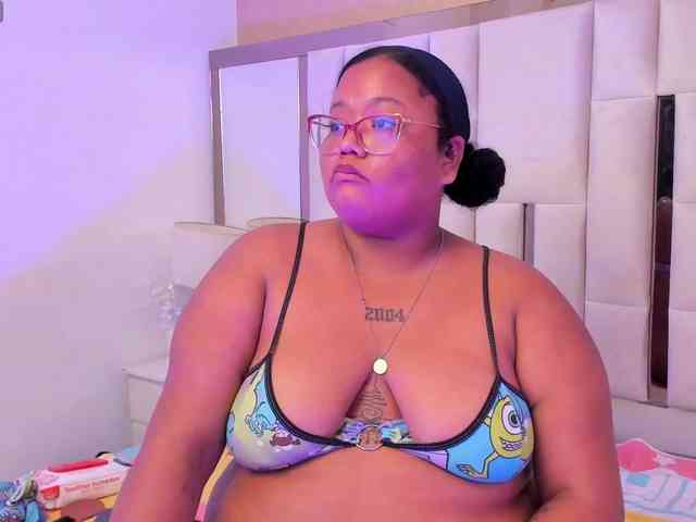 AlyssaGregory webcam