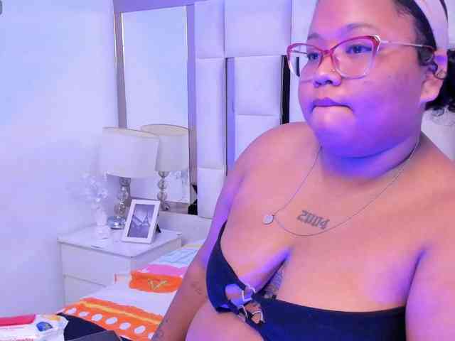 AlyssaGregory webcam
