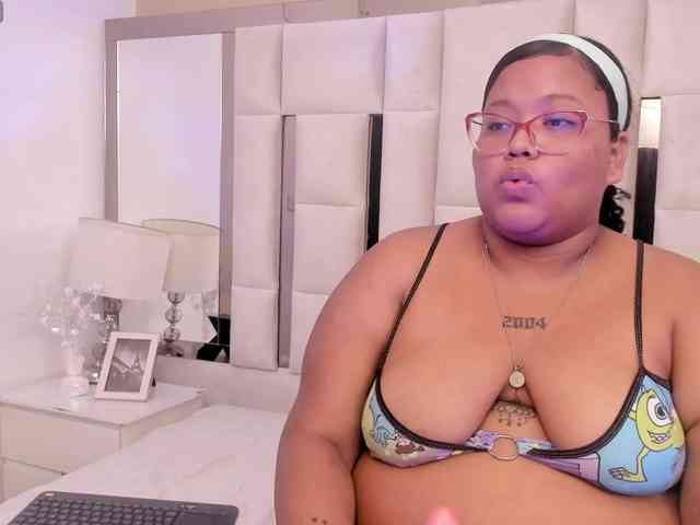 AlyssaGregory webcam