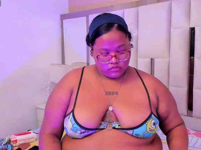 AlyssaGregory webcam
