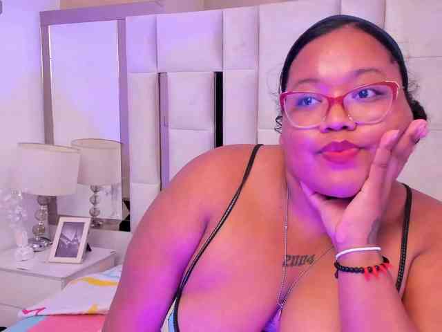 AlyssaGregory webcam