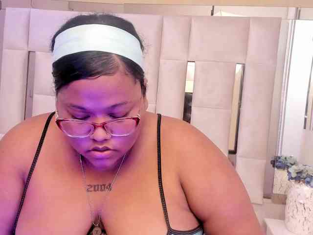 AlyssaGregory webcam