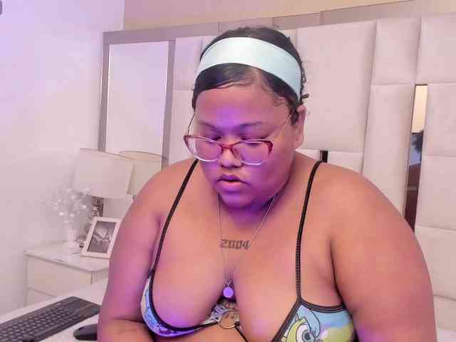 AlyssaGregory webcam