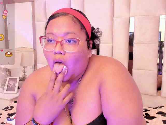 AlyssaGregory webcam