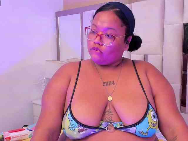 AlyssaGregory webcam