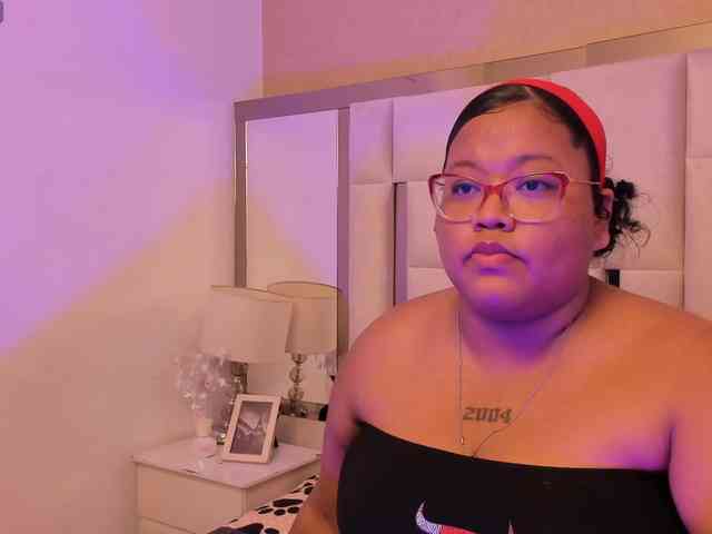 AlyssaGregory webcam