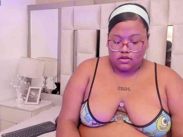 AlyssaGregory webcam