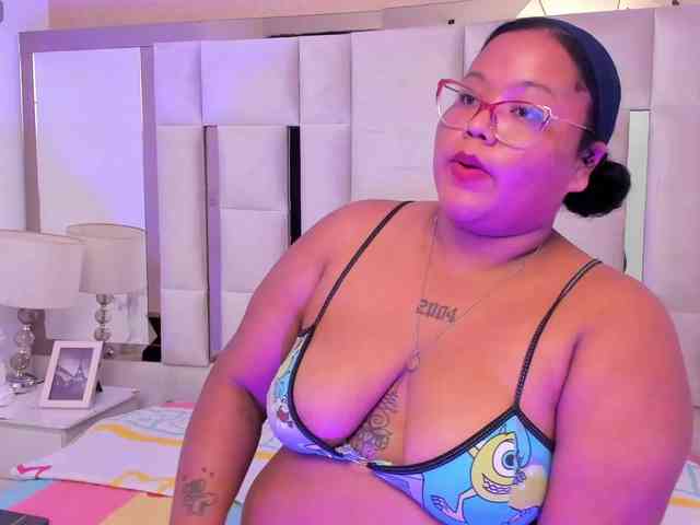 AlyssaGregory webcam