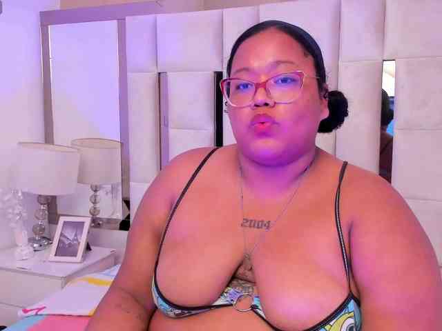 AlyssaGregory webcam