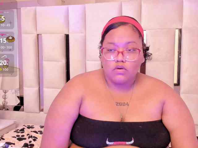 AlyssaGregory webcam