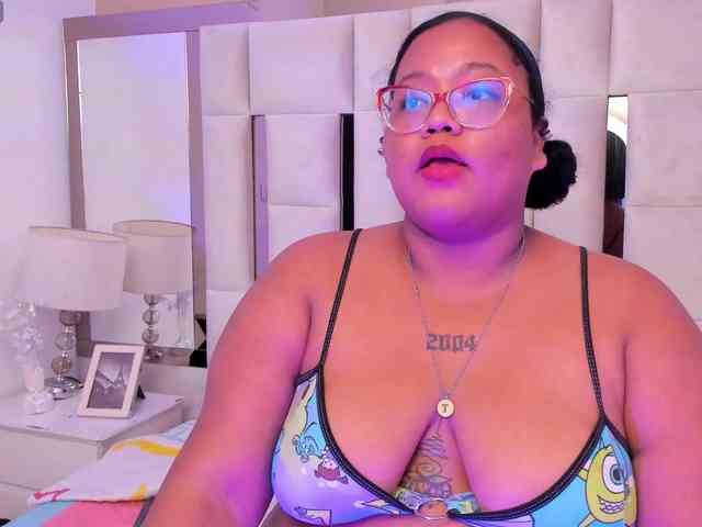 AlyssaGregory webcam