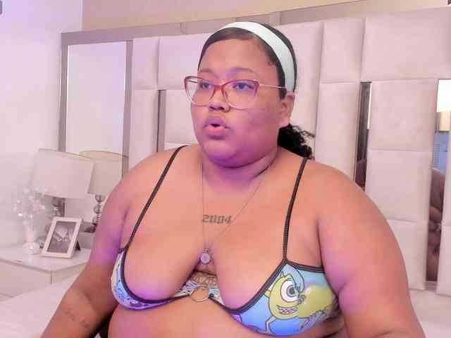 AlyssaGregory webcam