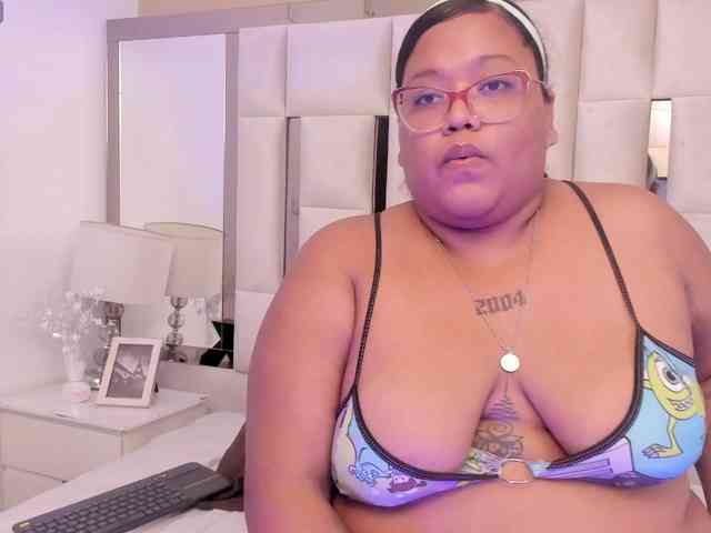 AlyssaGregory webcam