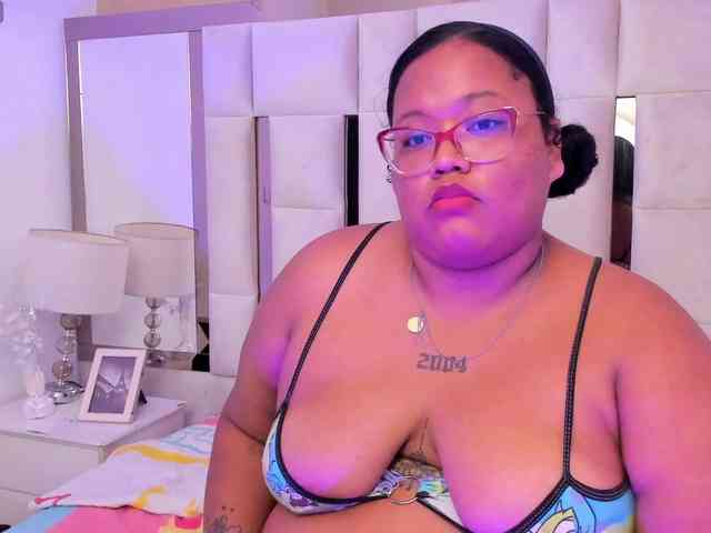 AlyssaGregory webcam