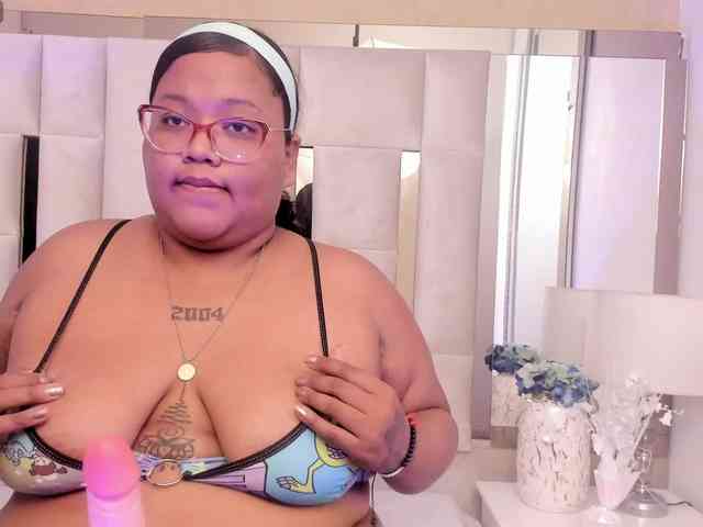 AlyssaGregory webcam