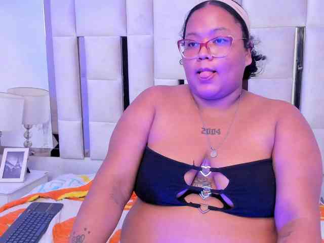 AlyssaGregory webcam