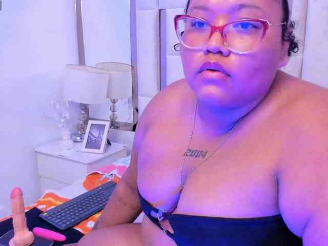 AlyssaGregory webcam