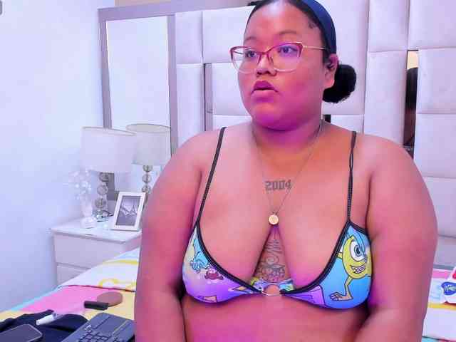 AlyssaGregory webcam
