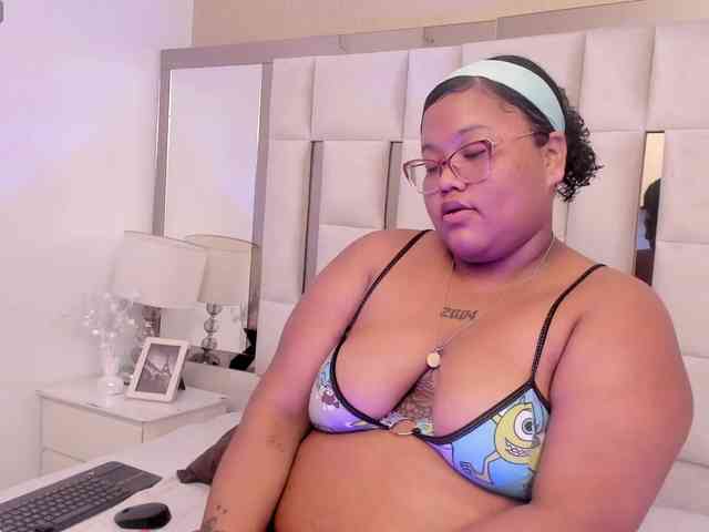 AlyssaGregory webcam