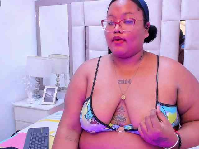 AlyssaGregory webcam